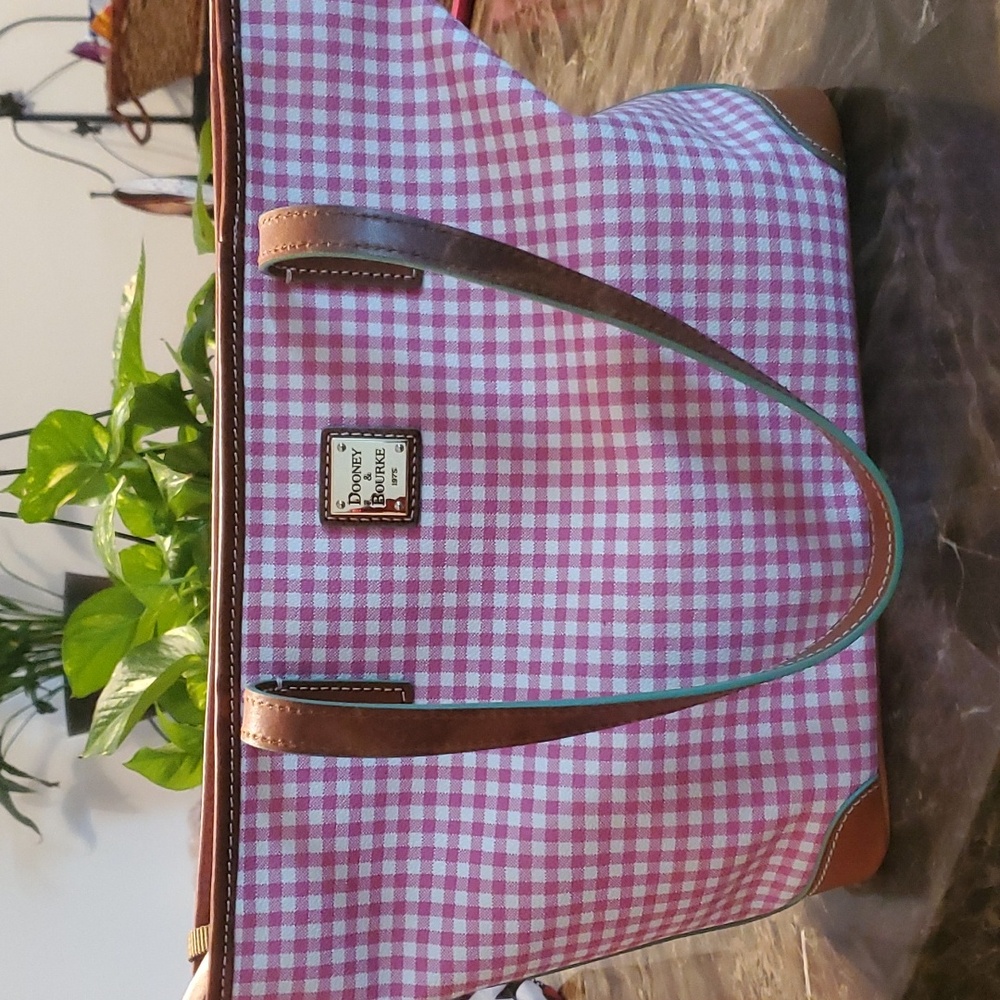 Beautiful Pink/White Dooney Purse and Wallet